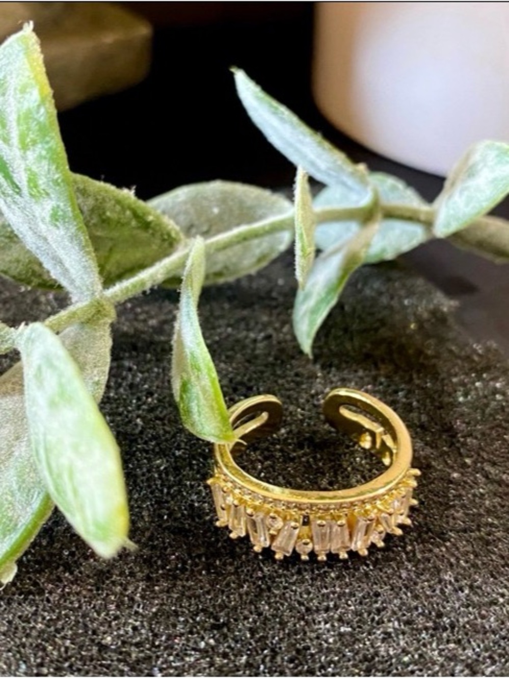 Leaning Towers of Jewels, Adjustable Ring